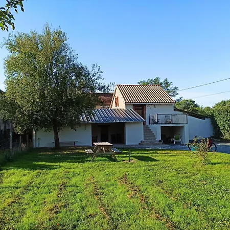 Au Pre De Camille Tatil Evi *